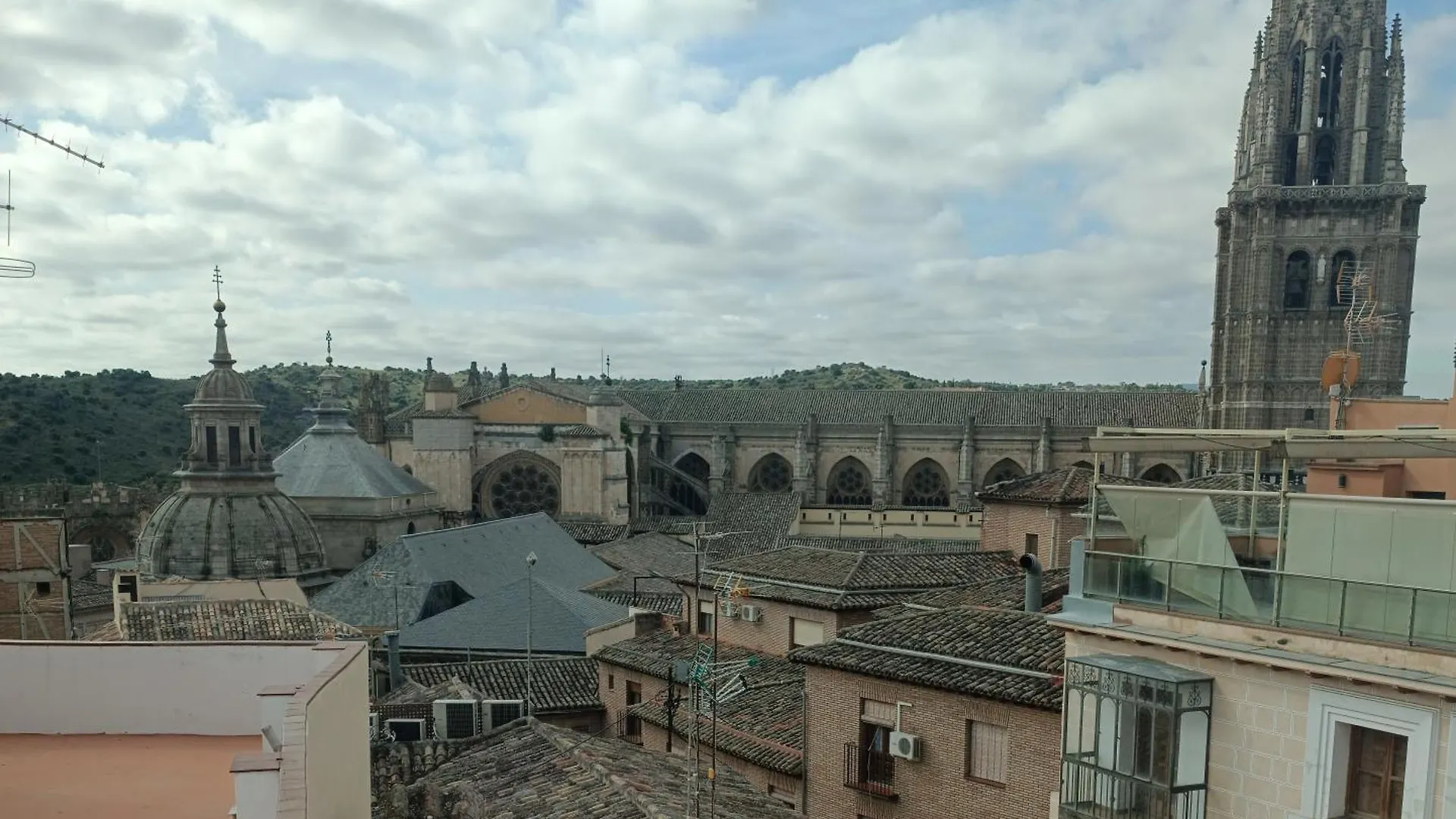 Posada San Gines - Boutique Rooms Toledo Inn