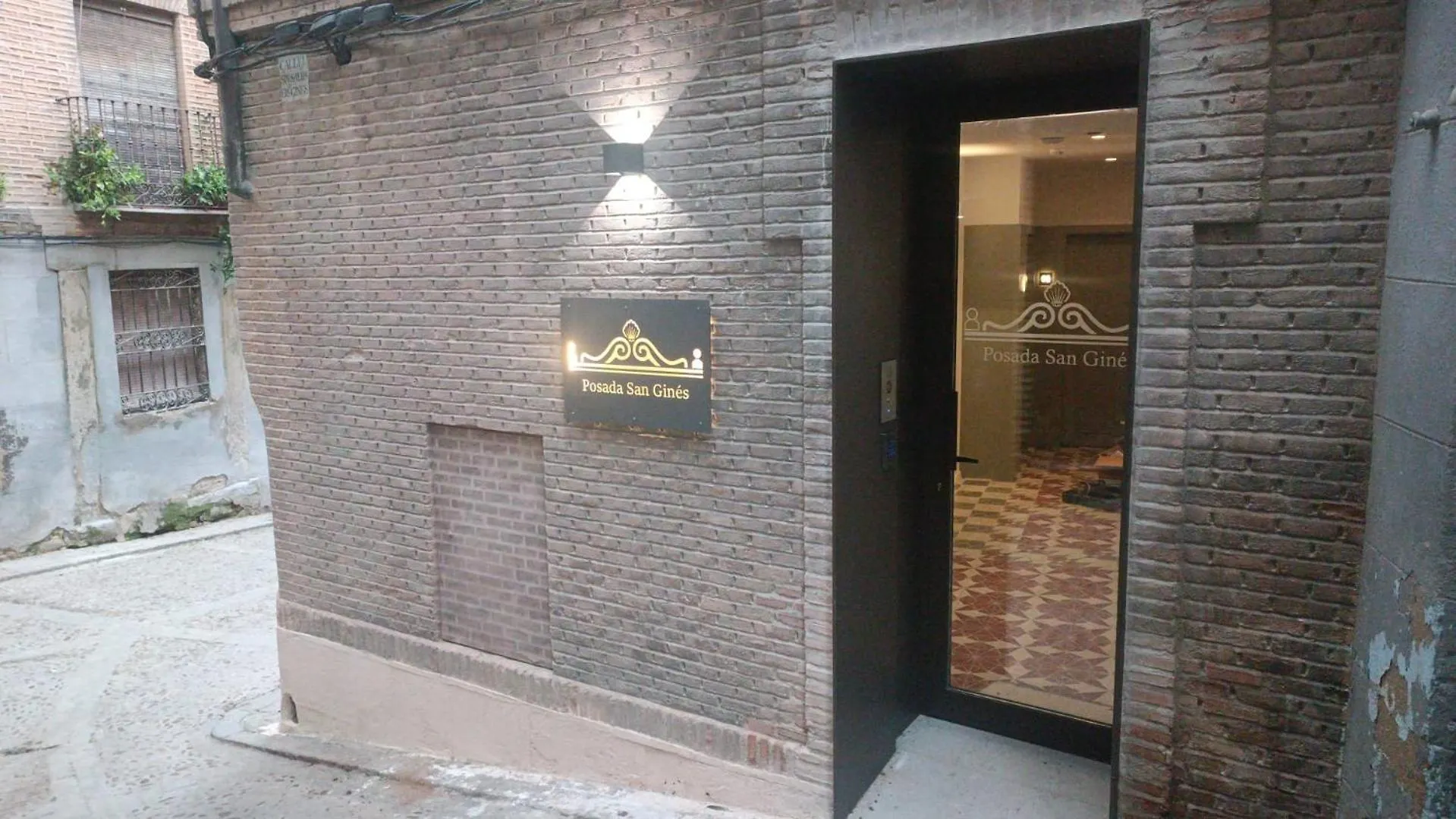 Posada San Gines - Boutique Rooms Toledo Spain