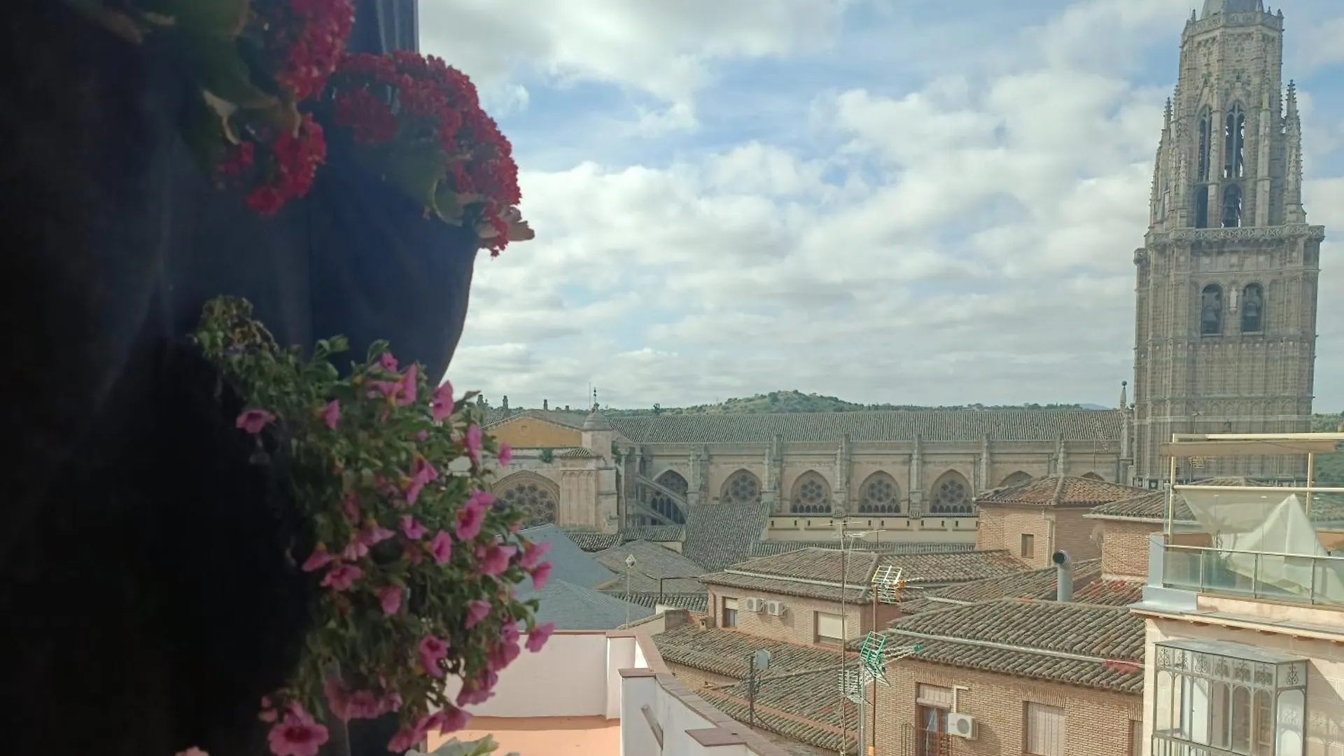 Inn Posada San Gines - Boutique Rooms Toledo Spain